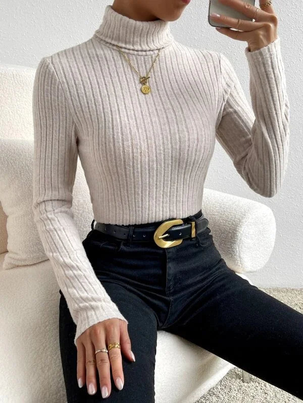 Top de Canalé de Manga Larga con Cuello Alto