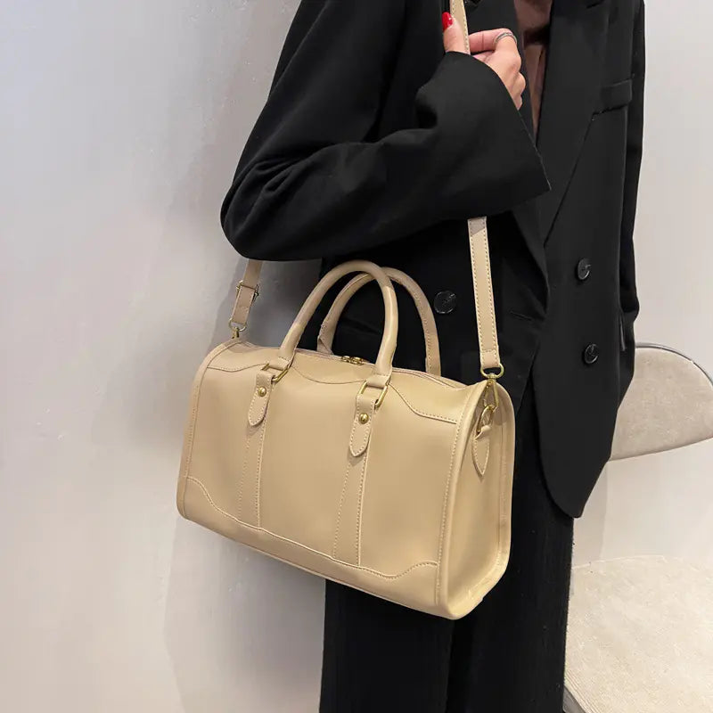 Bolso Grande de textura con asa corta