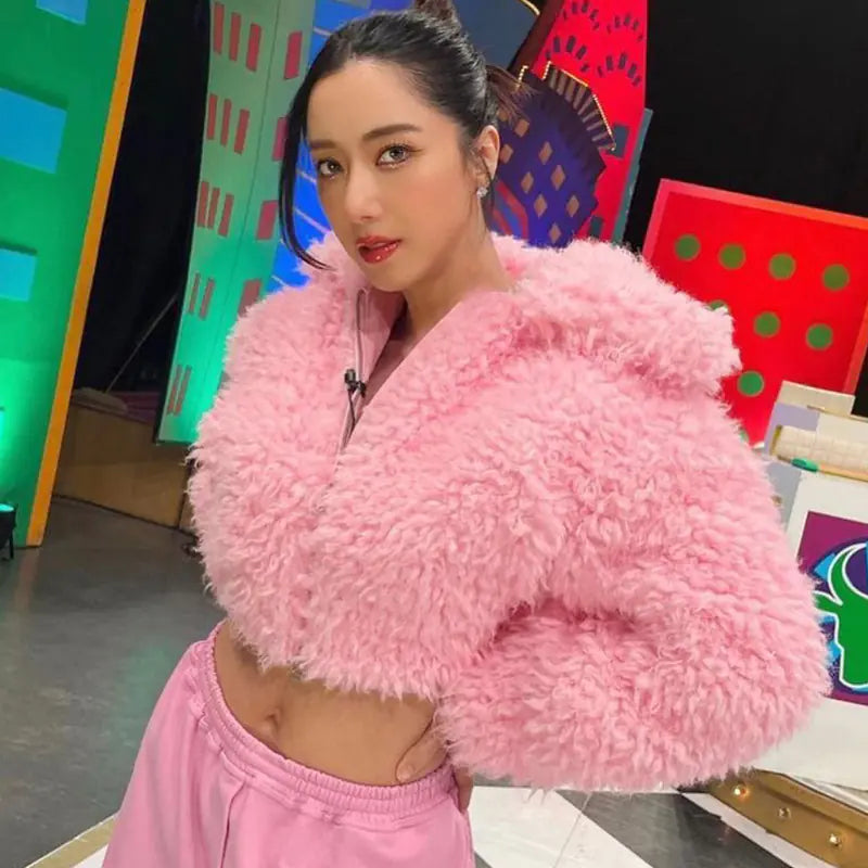 Chaqueta Corta de Felpa Rosa - Moda Y2K