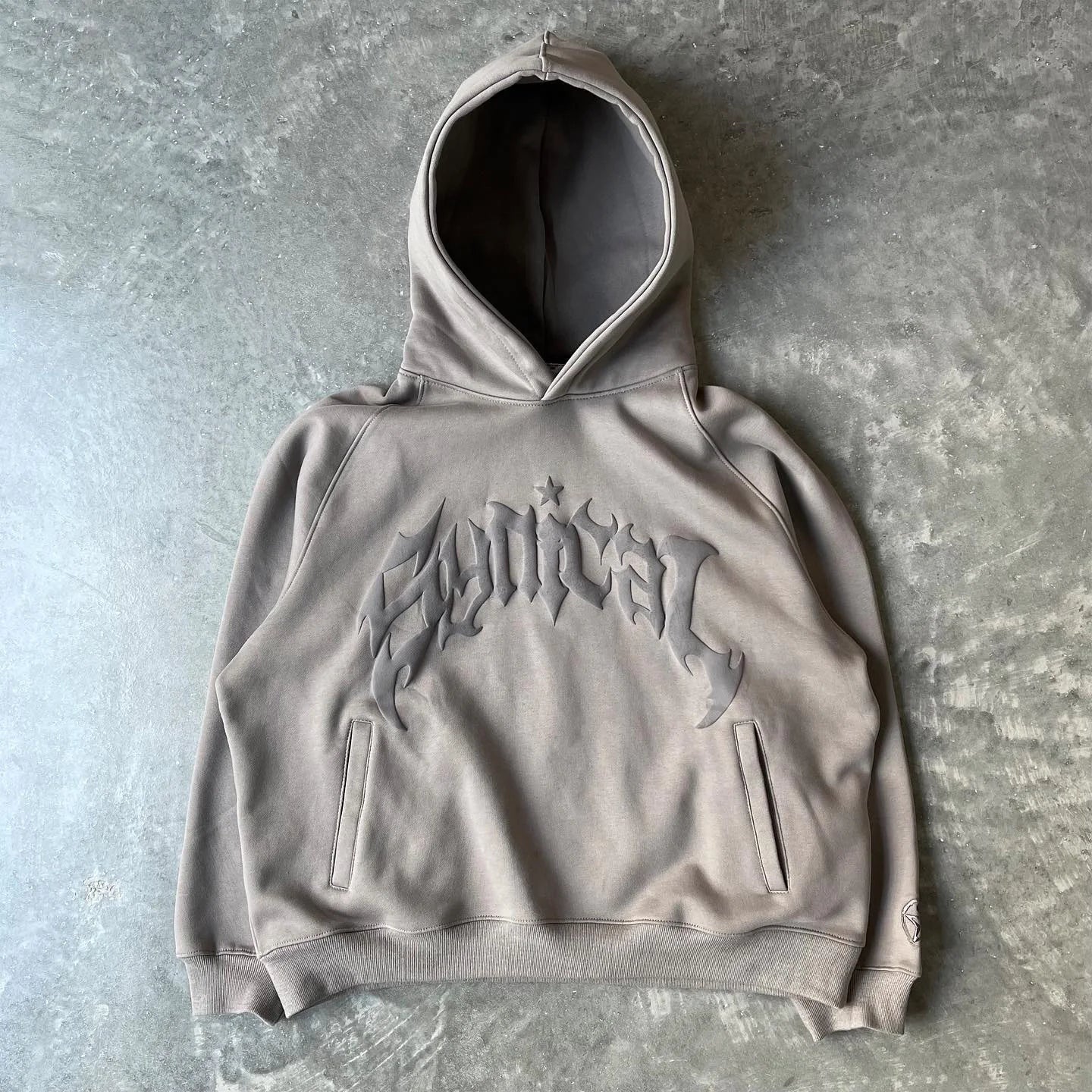 Sudadera con Capucha Gótica Vintage