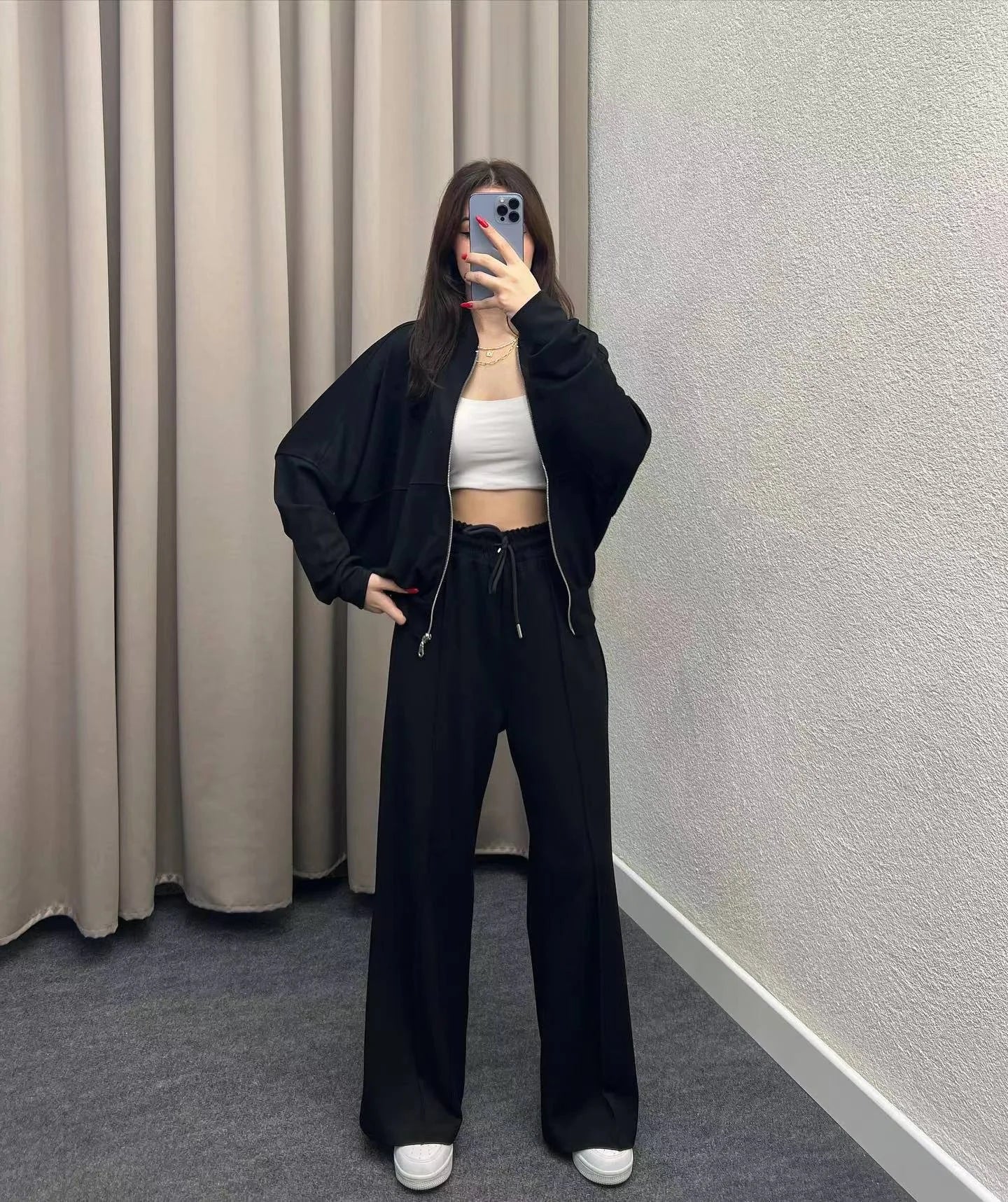 Conjunto de Suéter y Pantalones con Cremallera