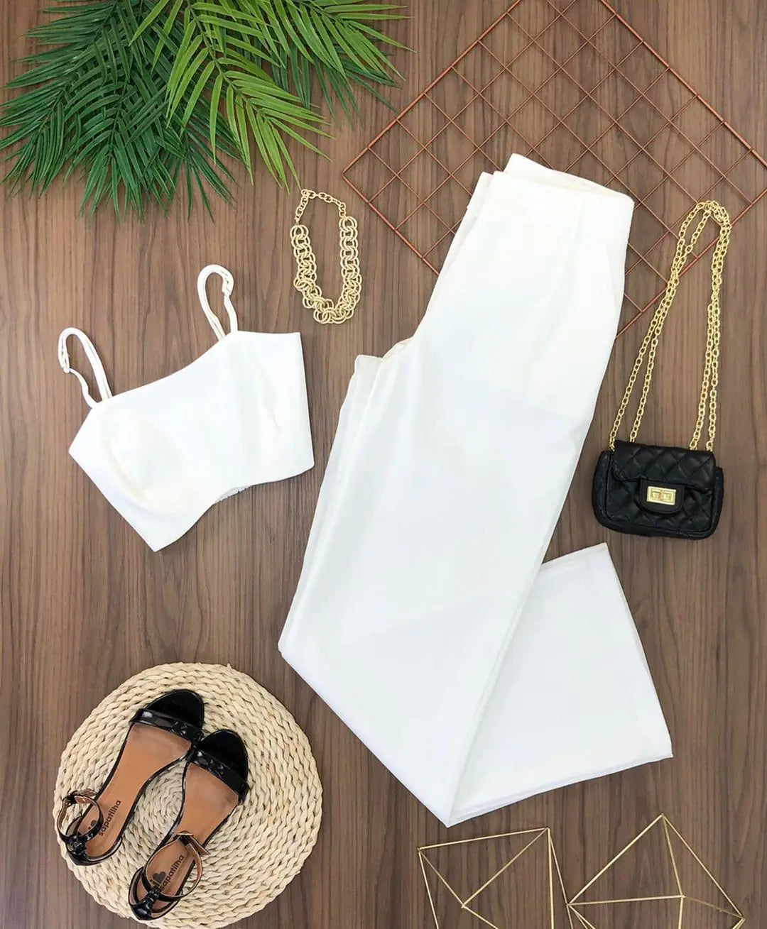 Conjunto Casual de Dos Piezas con Tirantes Ajustables
