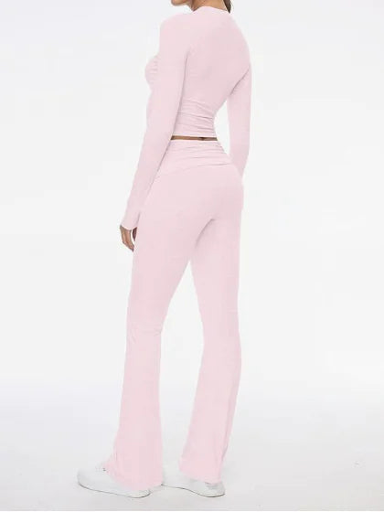 Conjunto de Pantalones Campana y Top de Cuello Redondo