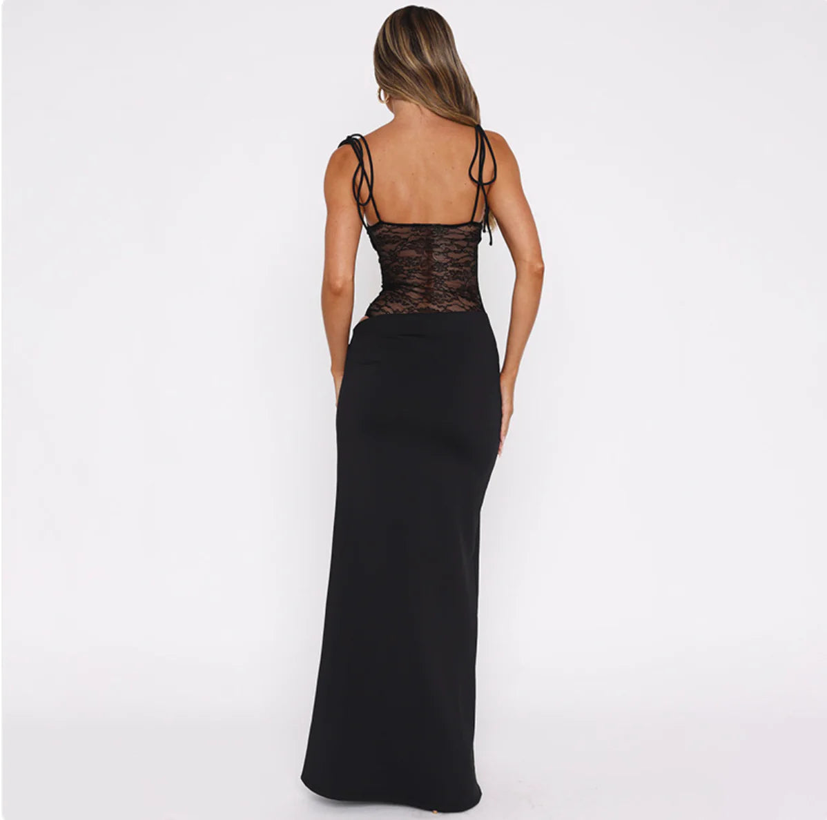 Vestido Largo de Tirantes con Encaje Y2K