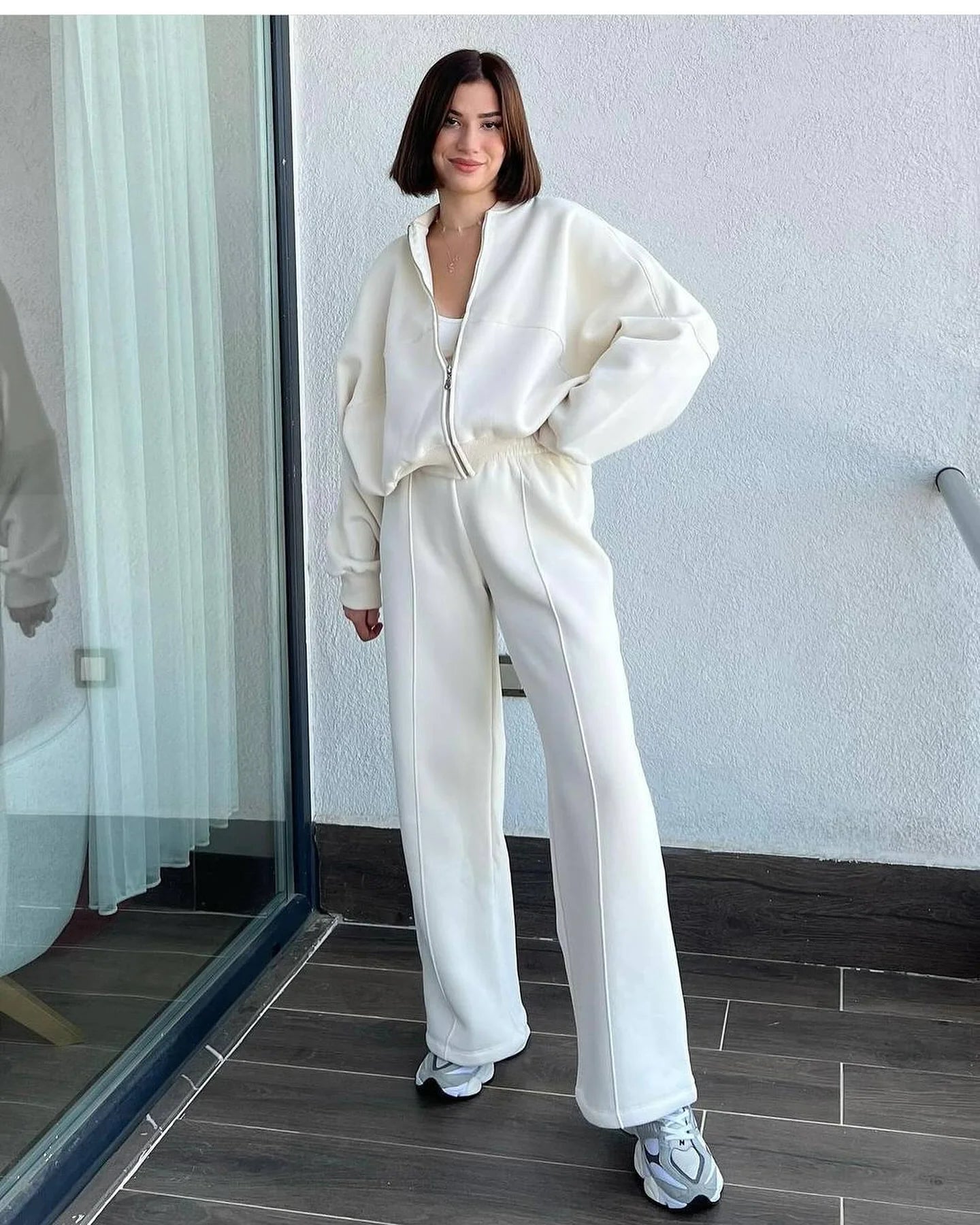 Conjunto de Suéter y Pantalones con Cremallera