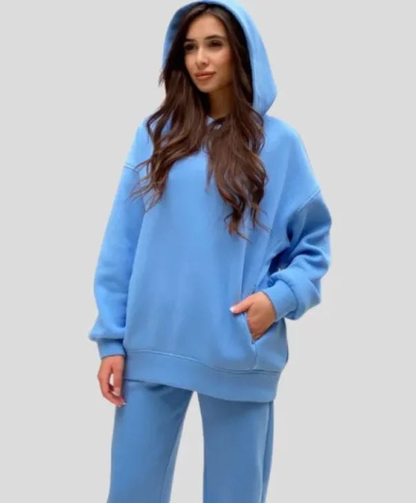Conjunto de Suéter con Capucha y Pantalones