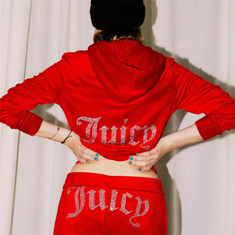 Conjunto Juicy de Terciopelo y Pedrería