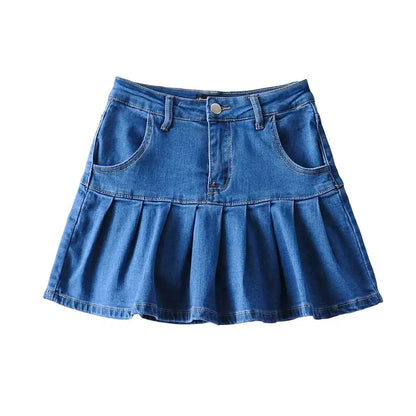 Falda Corta Plisada con Diseño de Piernas Largas
