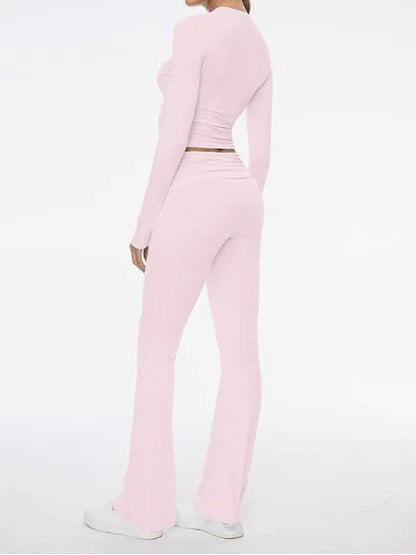 Conjunto de Pantalones Campana y Top de Cuello Redondo