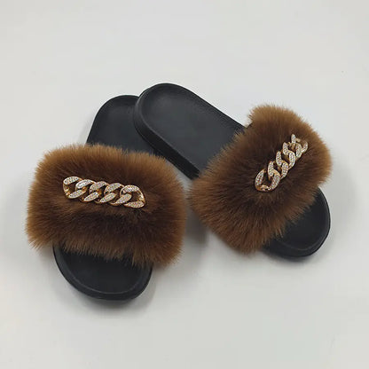 Chanclas con Plumas y Cadena