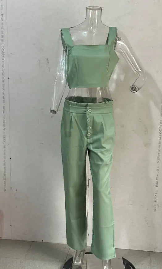 Conjunto de Top Corto y Pantalones de Cintura Alta
