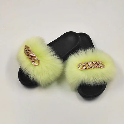 Chanclas con Plumas y Cadena
