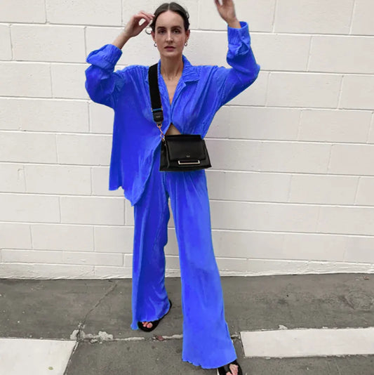 Conjunto de Dos Piezas Seda Efecto – Top y Pantalón Plisado