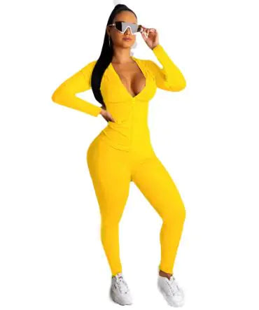 Conjunto de Dos Piezas con Capucha