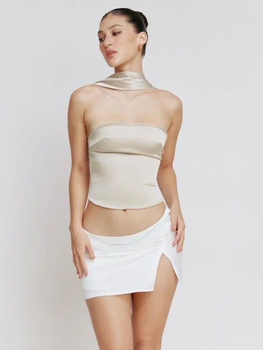 Tops Cortos de Satén Sin Espalda con Cuello Halter