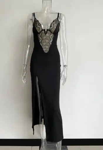 Vestido de Encaje con Abertura